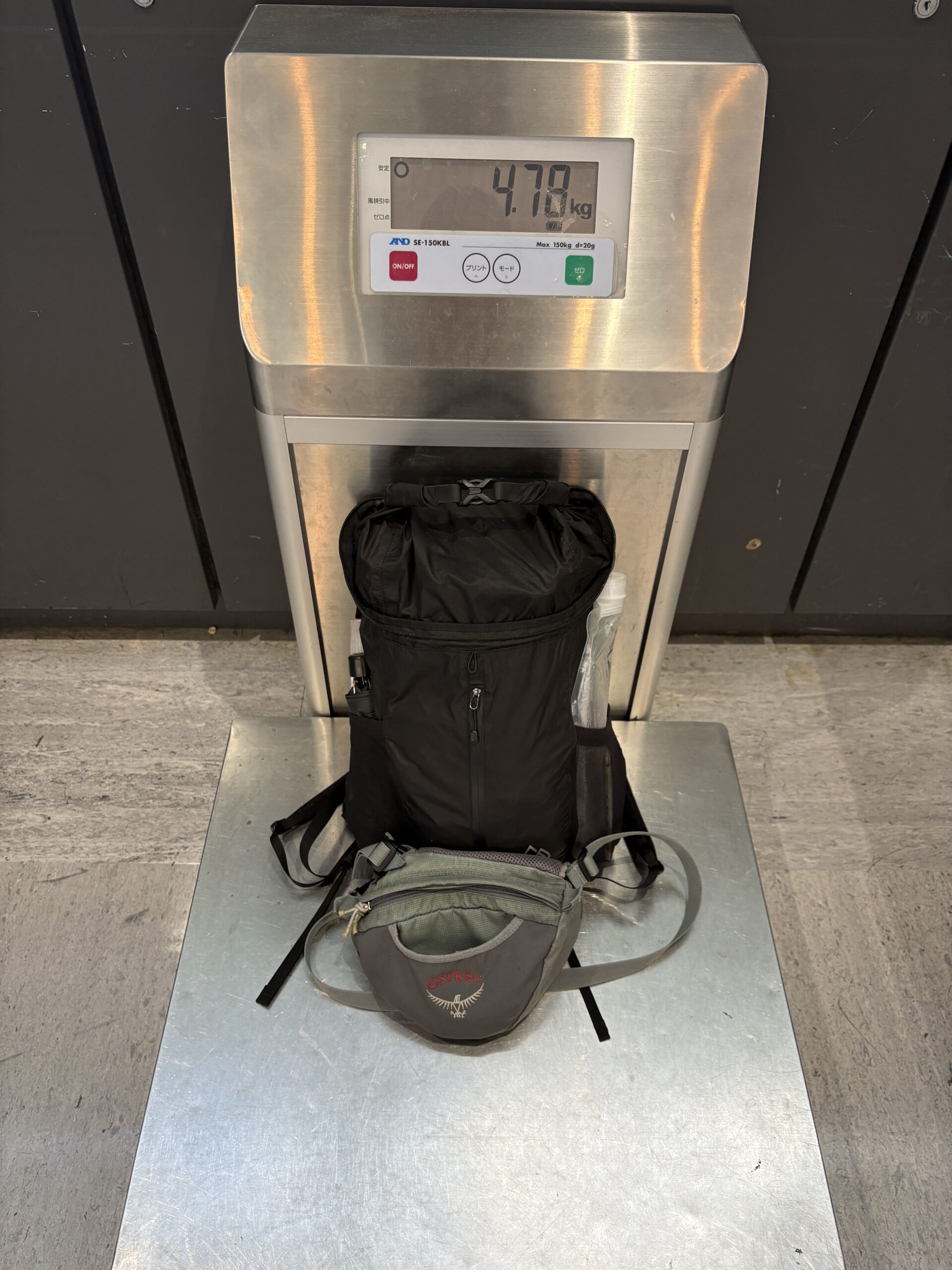 キャリーオンした荷物