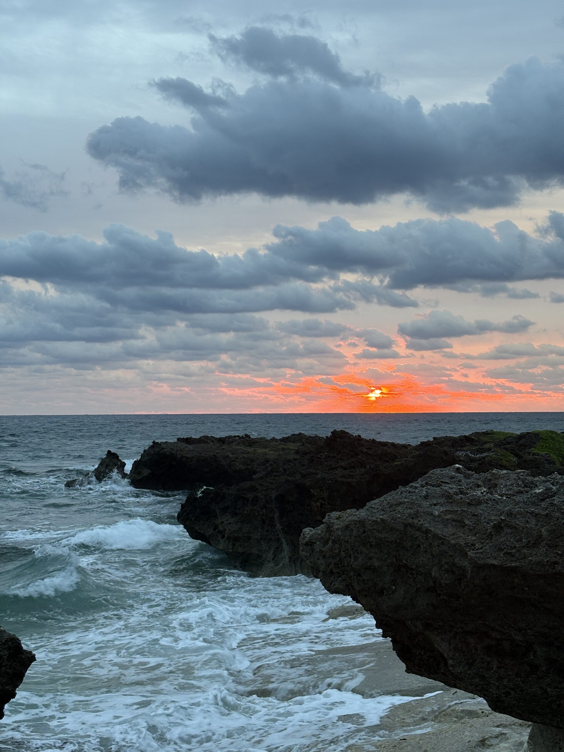 【Sunrise】CapeKaberu,Kudaka Island,Japan